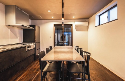 Matsue Casa | A spacious space for renting a building with a war / Matsue Shimane