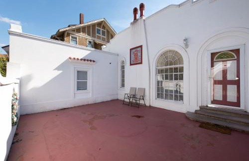 Downtown Little Rock Casa | A Spanish Castle For Your Living Pleasure