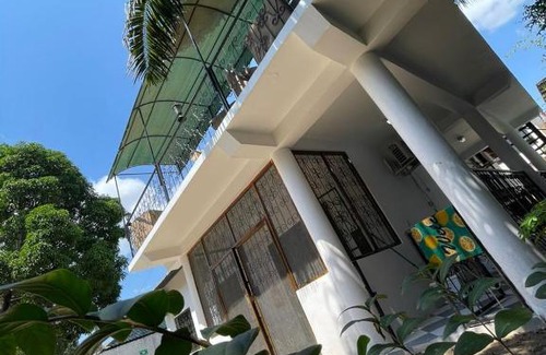 Msasani Apartamento | A Stand Alone House with 3 Bedrooms Near Cape Town Fish Market