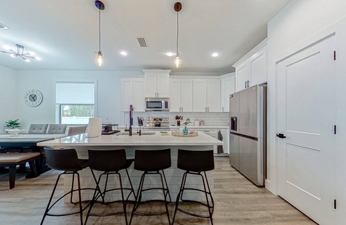 North Port Casa | A Stone’s Throw | House in North Port with enclosed backyard, grill, streaming