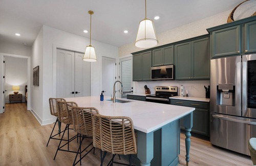 Waleska Cabina | A Stoney Marina - Lake Arrowhead
