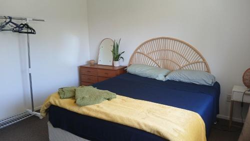 Omanu Casa | A stroll away from beach