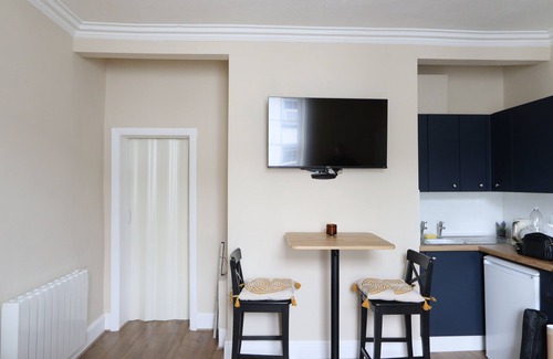 Stourport-on-Severn Apartamento | A studio apartment in a 200-year old listed building in historic Stourport