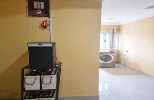 Okitipupa Apartamento | A Stunning 3 Bedroom Apartment in Okitipupa -6 ppl