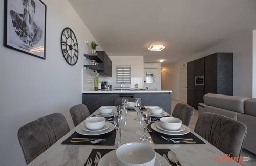 St. Paul's Bay Apartamento | A Stunning Apartment With Spectacular sea Views
