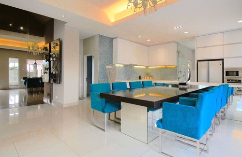 Cheras Casa | A Stylish & Comfy 4BR House with Gazebo