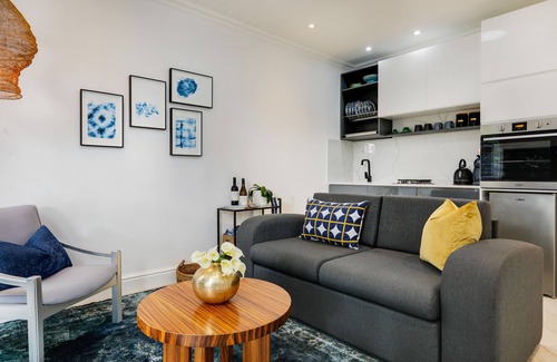 Pinelands Apartamento | Una estancia elegante en una ubicación conveniente.