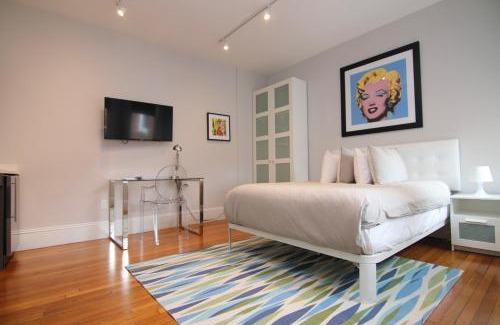 North Brookline Apartamento | A Stylish Stay w/a Queen Bed, Heated Floors. #21