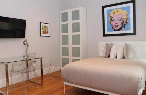 North Brookline Apartamento | A Stylish Stay w/a Queen Bed, Heated Floors. #21