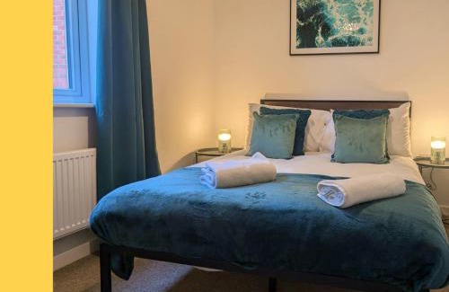 Margam Casa | A Swansea Getaway - 3 Bedroom Home with Hot Tub