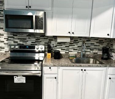 Newark Apartamento | A Temporary Haven