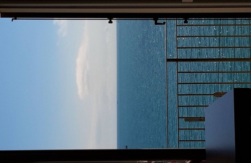 Porto Potenza Picena Apartamento | Una terraza con vistas al mar Adriático