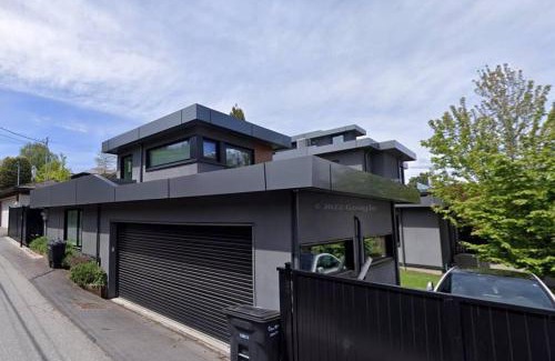 West Point Grey Villa | A Tiny House Near UBC 温哥华UBC小别墅