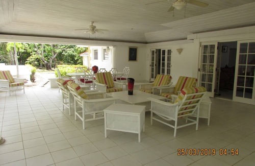 Halcyon Heights Casa | Un escape tranquilo en Sandy Lane, Barbados