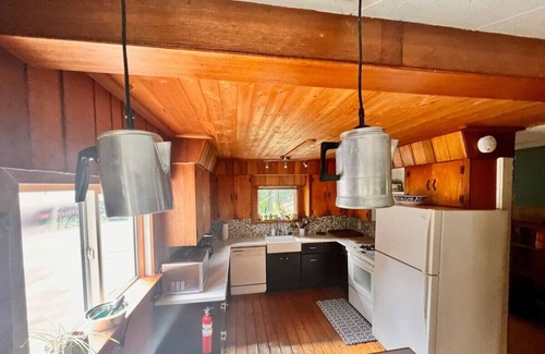Squamish Cabina | A tranquil retreat right in the heart of Squamish