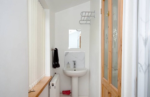 Welshpool Apartamento | A two Bedroom Self-catered Annex for Visitors to the Rural Heart of Mid-wales