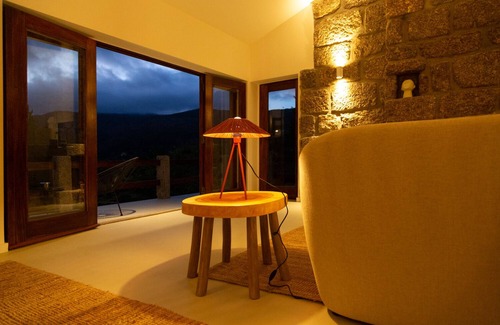 Vieira do Minho Casa | A unique hideaway, embraced by the breathtaking hillside of Caniçada, Gerês