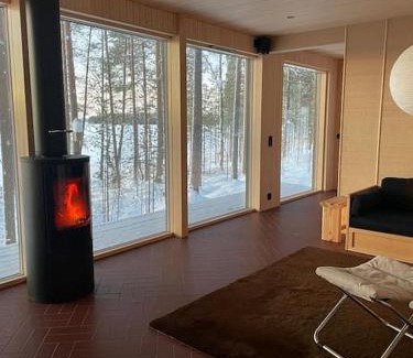 Rovaniemi Chalet De Esquí | A unique lakeside cottage
