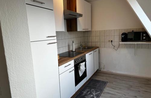 Buer Apartamento | A&V Apartments Schöne Dachgeschoss Wohnung Apt Sterne