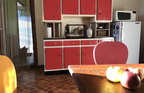 Piegut-Pluviers Cama Y Desayuno | A valley in the heart of the village