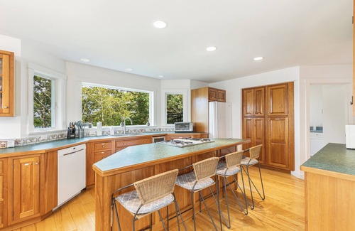 Vineyard Haven Casa | A View Fit for Royalty! Top Compliments: so clean! fab hot tub! best view!