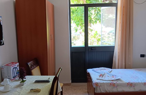 Durres Cama Y Desayuno | A.VILA