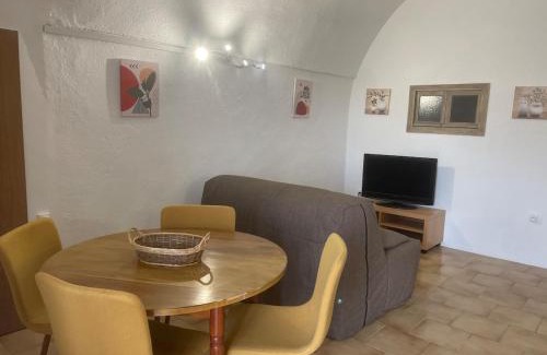 Feliceto Apartamento | A volta appartement à la nuitée, linge compris