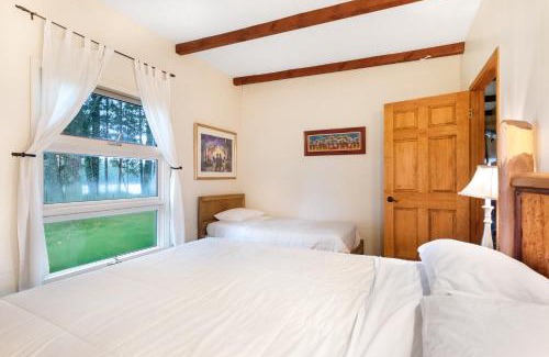 Eagle River Casa | A Voyageur View