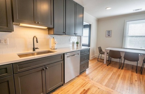 North Charleston Casa | A Walk in the Pines - Bright & Cute 3br 2ba Home