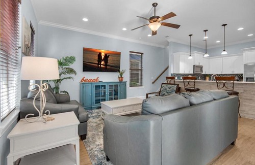 Villages of Crystal Beach Casa | A Wave Away