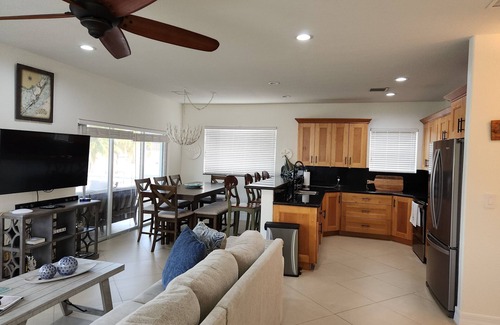 Cross Key Waterways Casa | A Wave From It All ~ Key Largo Paradise