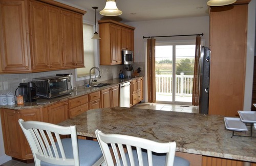 Cape May Court House Casa | A well kept 5 Bedroom 4 bath home that sleeps 11. There are 4 TVs and WIFI.