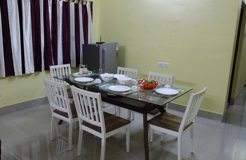 Salt Lake Casa | A well planned area free from noises , pollution.