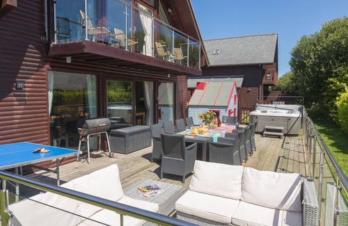 Winnard's Perch Casa | A wonderful family-friendly lodge with hot tub, set within Retallack Resort and Spa near Newquay in