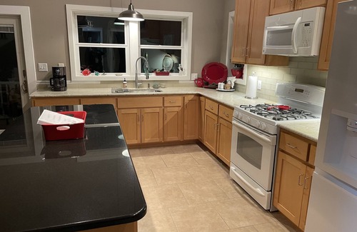 Milford Casa | A wonderful retreat in this unique bayside village!