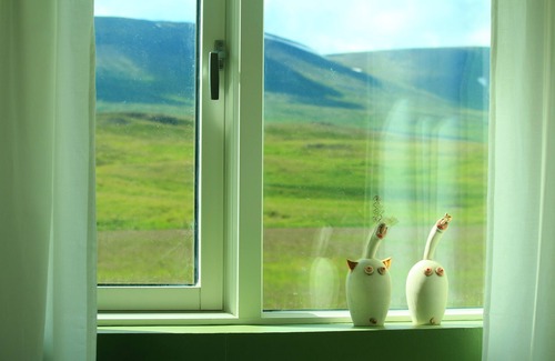 Varmahlid Casa | Una maravillosa casa pequeña y acogedora con una bañera de hidromasaje natural privada, fantásticas vistas