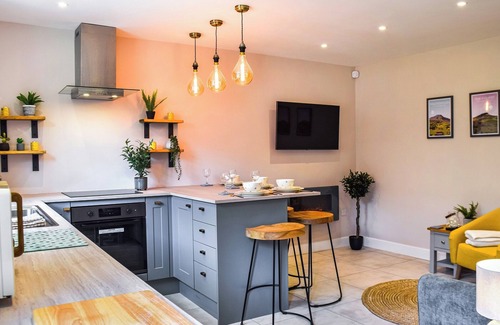 Grange Moor Cabaña | A wonderful stone built cottage located on a quiet row in Clayton West.