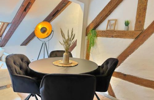 Lucerne Apartamento | A&Y LakeHouse Golden Swan