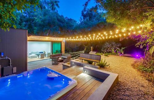 Fire Mountain Casa | A Zen Paradise - WIth Hot Tub and Pizza Oven
