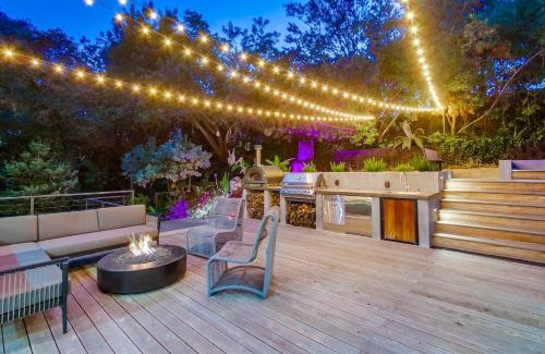 Fire Mountain Casa | A Zen Paradise - WIth Hot Tub and Pizza Oven