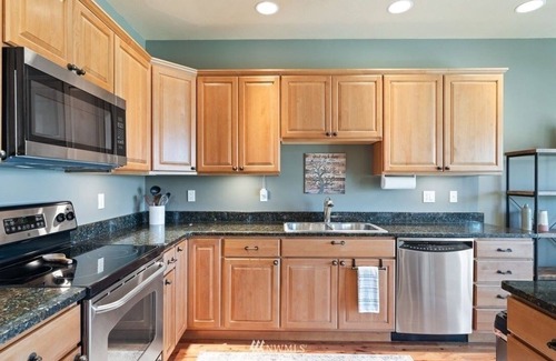 Quincy Casa | A03-Livin' Life on the Golf Course Sunserra