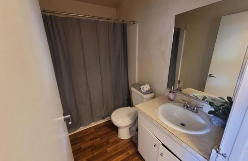 Pico - Robertson Hotel | (A05) Beverly Hills Hotel Style Unit