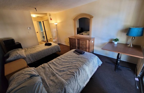 Pico - Robertson Hotel | (A07) LA Spacious Double Bed Suite