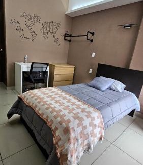 Cuautitlán Izcalli Apartamento | A07 SUITE WHITE para 1 a 2 personas, Especialistas en CORTAS, MEDIANAS Y LARGAS ESTANCIAS en IZCALLI TEPOTZOTLAN perfecto para Familias, Turistas, Contratistas, Estudiantes, Empresas A sólo 5 min Izcalli 5 min Esmeralda 20 min Satélite 25 min AIFA