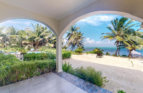 San Pedro Apartamento | A1 at Blue Water Beach Villas