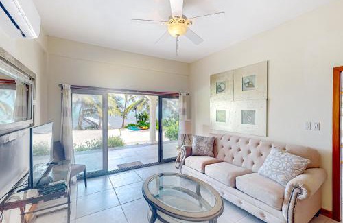 San Pedro Apartamento | A1 at Blue Water Beach Villas