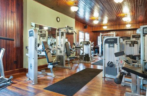 Proctorsville Casa | A1 at Castle Hill - Apartment