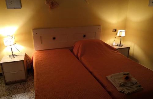 Castelnuovo di Porto Cama Y Desayuno | A1 Girasole B&B