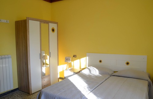 Castelnuovo di Porto Cama Y Desayuno | A1-GIRASOLE BED AND BREAKFAST