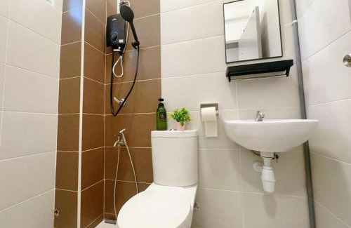 Tebrau Casa | A23 Hello Baby Dato Onn Tebing 15PAX Private Bathroom